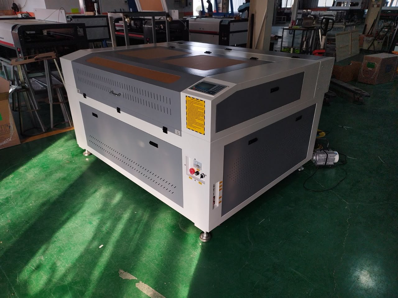 Full Laser — foto institucional